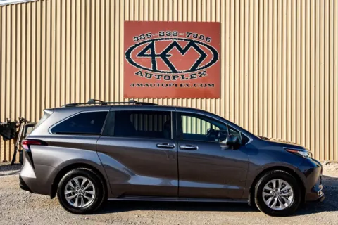 Photos of 2022 Toyota Sienna XLE for sale in Abilene, TX at 4M Autoplex - Industrial Blvd