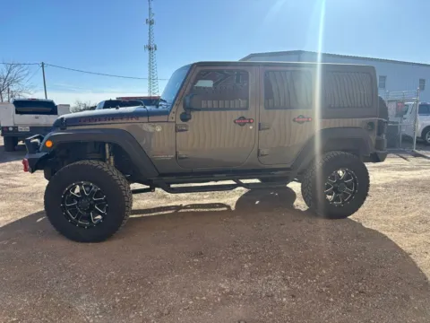 More photos of 2016 Jeep Wrangler Unlimited Rubicon at 4M Autoplex - Industrial Blvd, TX