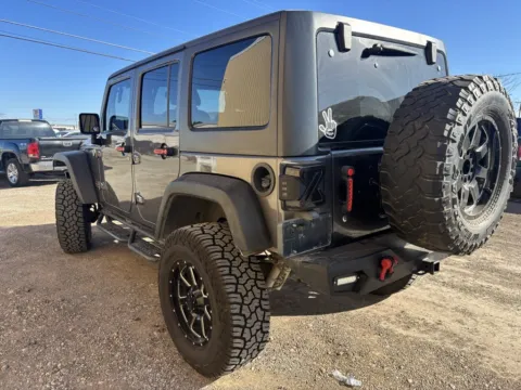 More photos of 2016 Jeep Wrangler Unlimited Rubicon at 4M Autoplex - Industrial Blvd, TX