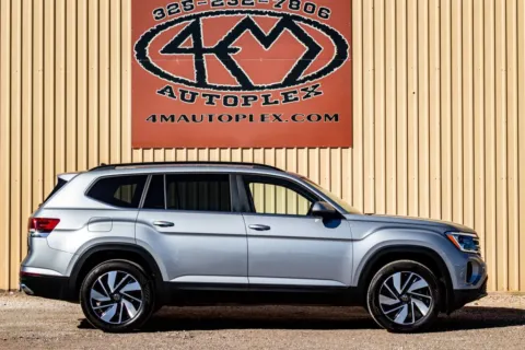 Photos of 2025 Volkswagen Atlas 2.0T SE w/Technology for sale in Abilene, TX at 4M Autoplex - Industrial Blvd