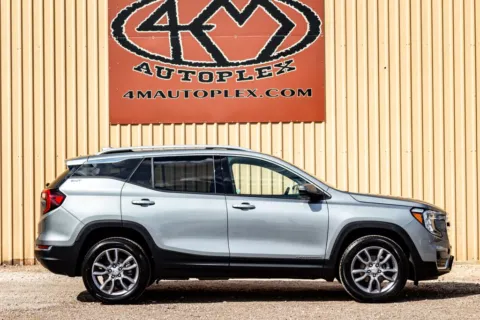 Photos of 2024 GMC Terrain SLT for sale in Abilene, TX at 4M Autoplex - Industrial Blvd
