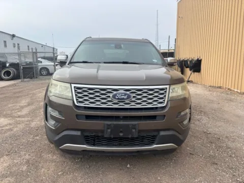 Photos of 2016 Ford Explorer Platinum for sale in Abilene, TX at 4M Autoplex - Industrial Blvd