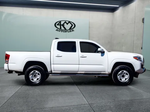 Photos of 2023 Toyota Tacoma SR for sale in Abilene, TX at 4M Autoplex - Industrial Blvd