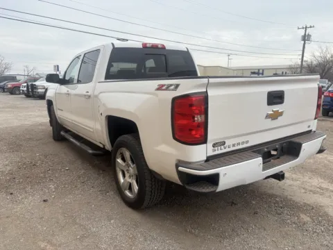 More photos of 2016 Chevrolet Silverado 1500 LT at 4M Autoplex - Industrial Blvd, TX