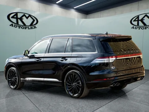 More photos of 2021 Lincoln Aviator Reserve at 4M Autoplex - Industrial Blvd, TX
