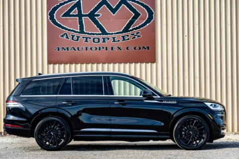 Photos of 2021 Lincoln Aviator Reserve for sale in Abilene, TX at 4M Autoplex - Industrial Blvd