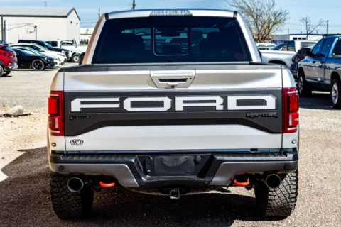 More photos of 2018 Ford F-150 Raptor at 4M Autoplex - Industrial Blvd, TX