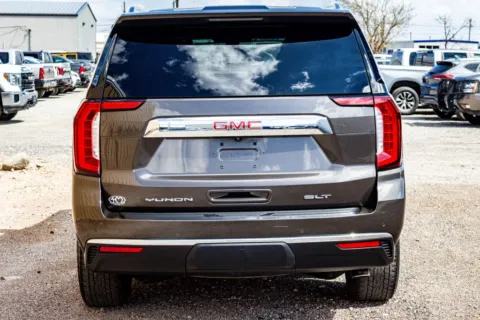 More photos of 2021 GMC Yukon SLT at 4M Autoplex - Industrial Blvd, TX