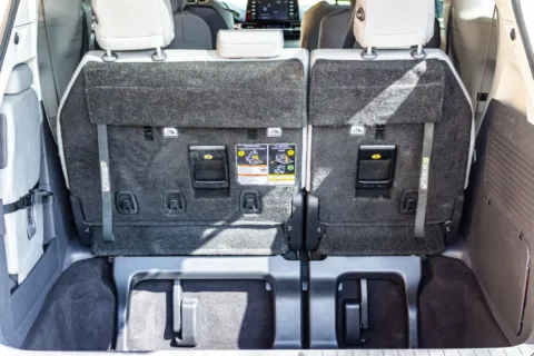 More photos of 2024 Toyota Sienna LE at 4M Autoplex - Industrial Blvd, TX