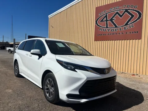 Photos of 2024 Toyota Sienna LE for sale in Abilene, TX at 4M Autoplex - Industrial Blvd