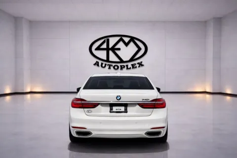 More photos of 2018 BMW 7 Series 740i at 4M Autoplex - Industrial Blvd, TX