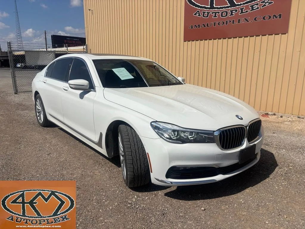 2018 BMW 7 Series 740i