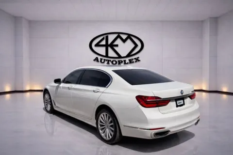 More photos of 2018 BMW 7 Series 740i at 4M Autoplex - Industrial Blvd, TX