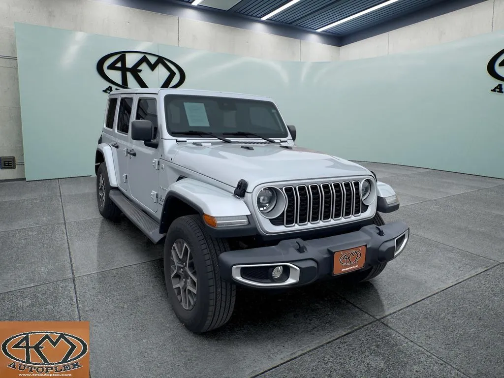 2024 Jeep Wrangler Sahara's photo