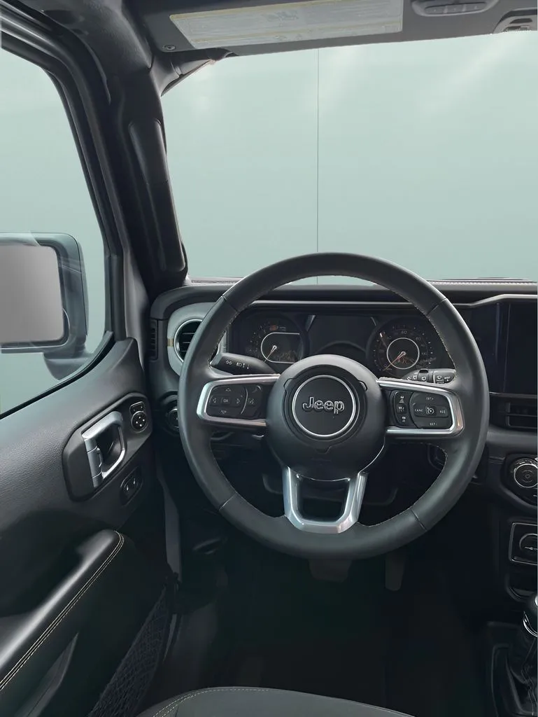 2024 Jeep Wrangler 4-Door Sahara - Photo 20