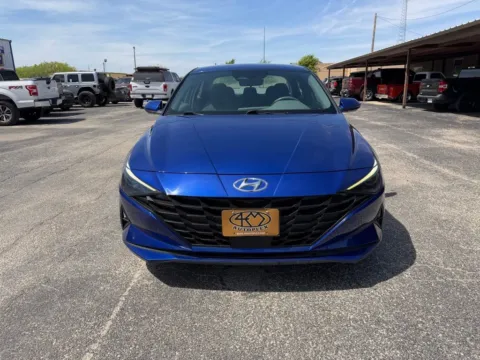 More photos of 2023 Hyundai Elantra SEL at 4M Autoplex - Industrial Blvd, TX