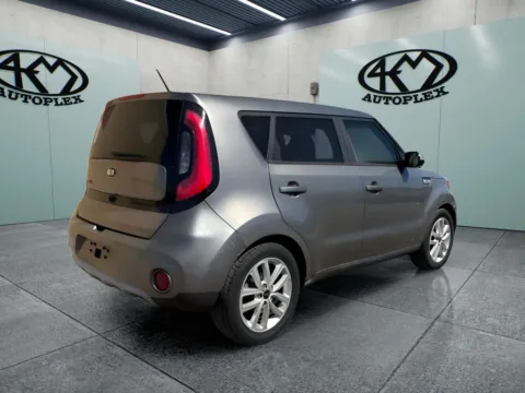More photos of 2019 Kia Soul Plus at 4M Autoplex - Industrial Blvd, TX