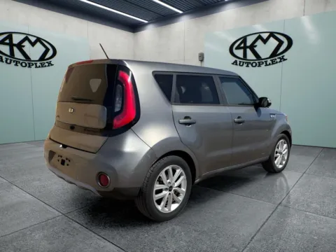 More photos of 2019 Kia Soul Plus at 4M Autoplex - Industrial Blvd, TX