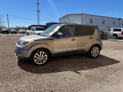 More photos of 2019 Kia Soul Plus at 4M Autoplex - Industrial Blvd, TX