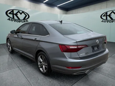 More photos of 2021 Volkswagen Jetta R-Line at 4M Autoplex - Industrial Blvd, TX