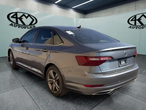 More photos of 2021 Volkswagen Jetta R-Line at 4M Autoplex - Industrial Blvd, TX