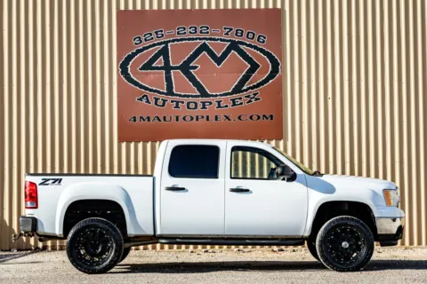 Photos of 2010 GMC Sierra 1500 SLE for sale in Abilene, TX at 4M Autoplex - Industrial Blvd