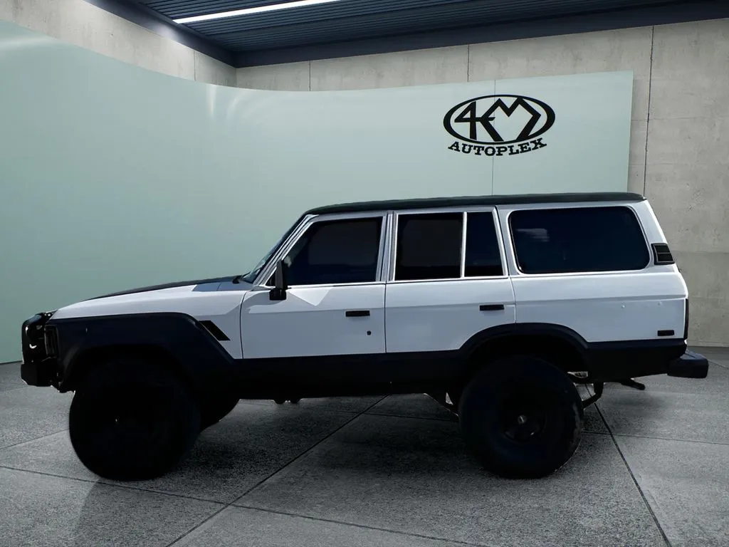Toyota Land Cruiser photo 6