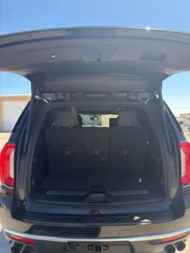 More photos of 2021 GMC Yukon Denali at 4M Autoplex - Industrial Blvd, TX