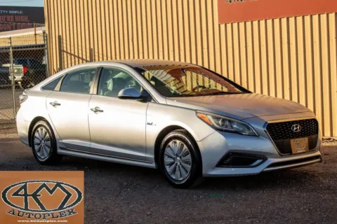Silver 2016 Hyundai Sonata Hybrid SE for sale in Abilene, TX