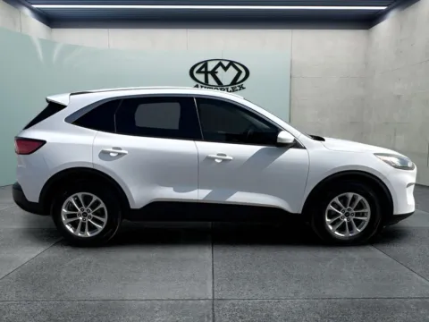 Photos of 2021 Ford Escape SE for sale in Abilene, TX at 4M Autoplex - Industrial Blvd