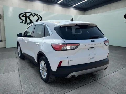 More photos of 2021 Ford Escape SE at 4M Autoplex - Industrial Blvd, TX