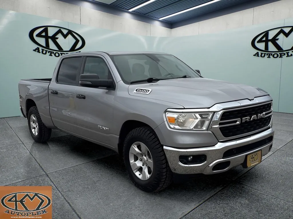 2023 RAM 1500 Big Horn/Lone Star 4x4 Crew Cab 6'4's photo