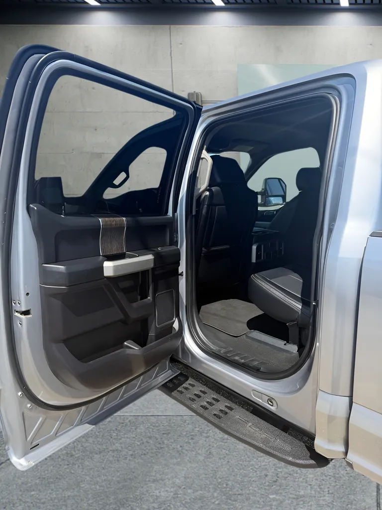 2021 Ford F-250 Super Duty Lariat - Photo 13