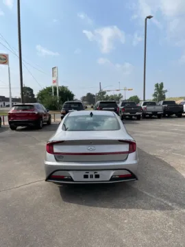 More photos of 2021 Hyundai Sonata SE at 4M Autoplex - Industrial Blvd, TX