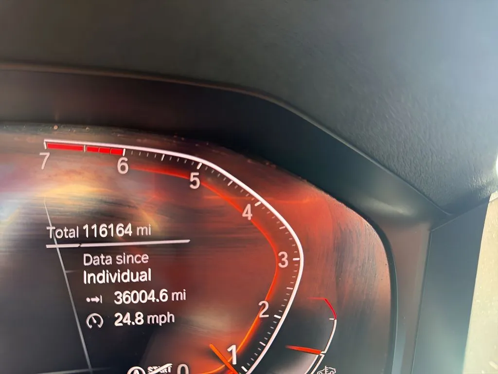 BMW 3 Series photo 20