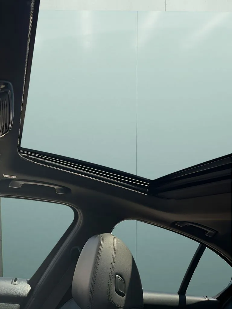 BMW 3 Series photo 23