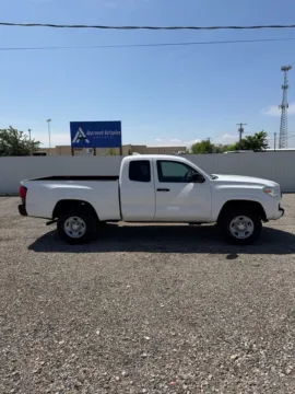 Photos of 2022 Toyota Tacoma SR for sale in Abilene, TX at 4M Autoplex - Industrial Blvd