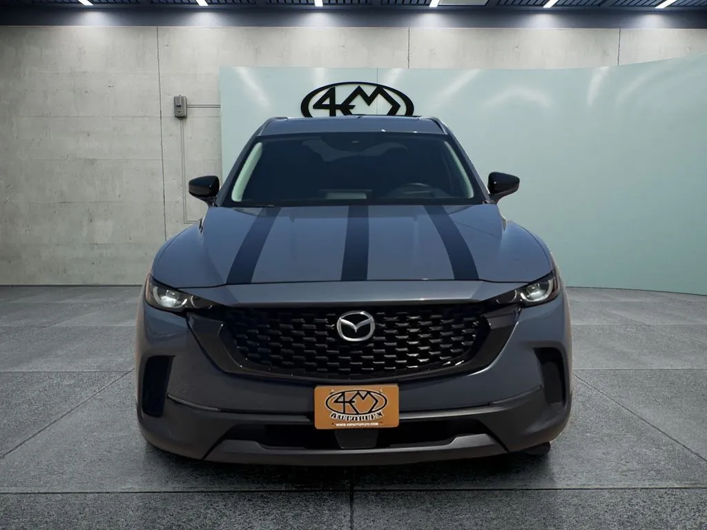 Mazda CX-50 photo 8
