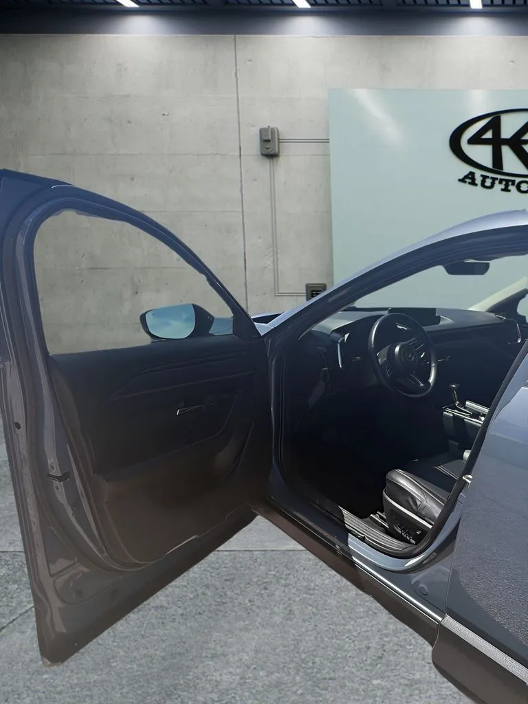 Mazda CX-50 photo 23