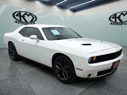 White 2021 Dodge Challenger SXT for sale in Abilene, TX