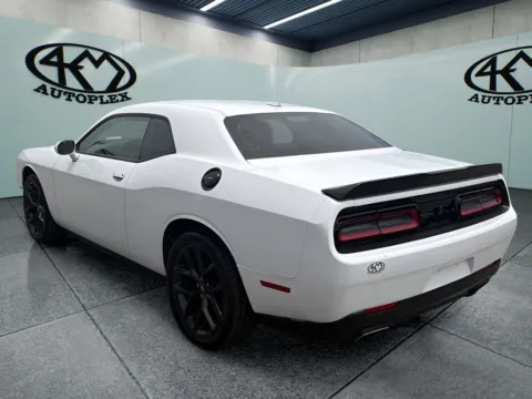 More photos of 2021 Dodge Challenger SXT at 4M Autoplex - Industrial Blvd, TX