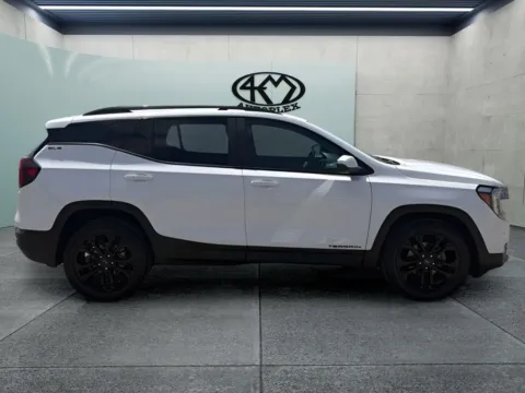 Photos of 2022 GMC Terrain SLE for sale in Abilene, TX at 4M Autoplex - Industrial Blvd