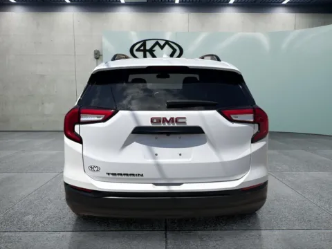 More photos of 2022 GMC Terrain SLE at 4M Autoplex - Industrial Blvd, TX