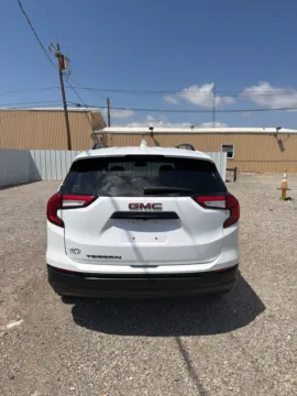 More photos of 2022 GMC Terrain SLE at 4M Autoplex - Industrial Blvd, TX