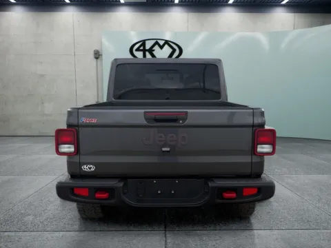 More photos of 2022 Jeep Gladiator Rubicon at 4M Autoplex - Industrial Blvd, TX