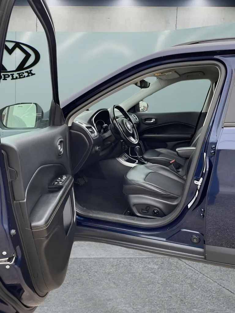 Jeep Compass photo 21