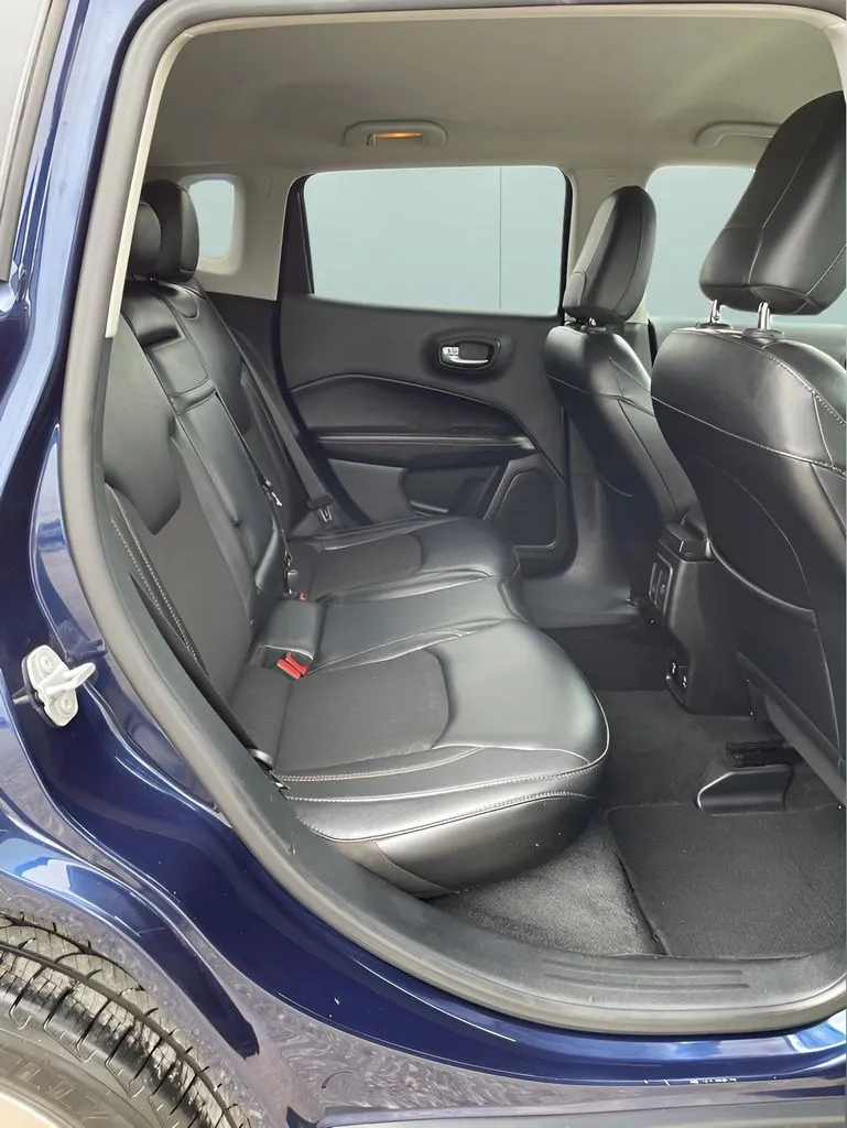 Jeep Compass photo 13