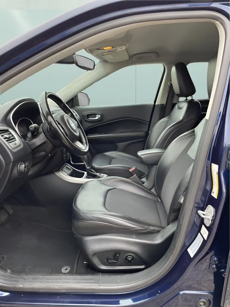 Jeep Compass photo 10