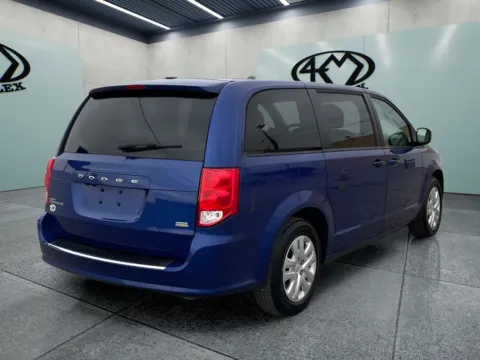 Another view of 2018 Dodge Grand Caravan SE for sale in Abilene, TX at 4M Autoplex - Industrial Blvd