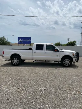 Photos of 2016 Ford F-350SD Platinum for sale in Abilene, TX at 4M Autoplex - Industrial Blvd